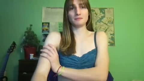 Snapshot of esthergreyplus chatting on January 2025 08:56:02 PM Esther Grey online show from January 2025 08:56:02 PM