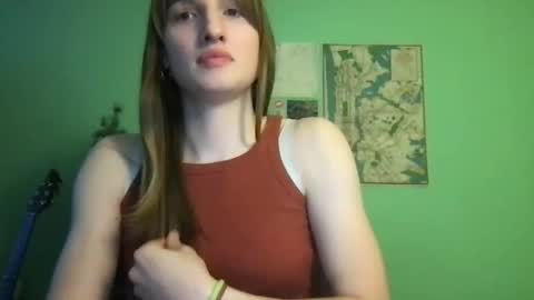 Snapshot of esthergreyplus chatting on January 2025 09:29:02 PM Esther Grey online show from January 2025 09:29:02 PM