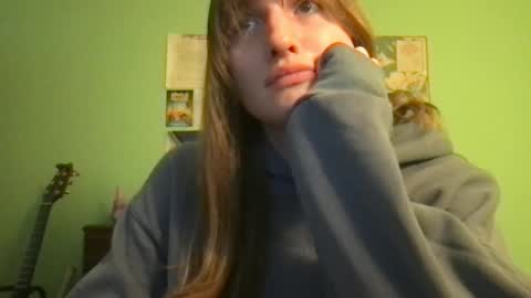 Snapshot of esthergreyplus chatting on February 2025 10:20:02 PM Esther Grey online show from February 2025 10:20:02 PM