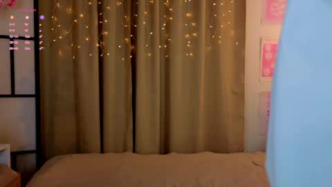 Anna  online show from April 2026 08:12:02 PM