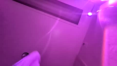 et528007 online show from September 2025 02:19:01 PM