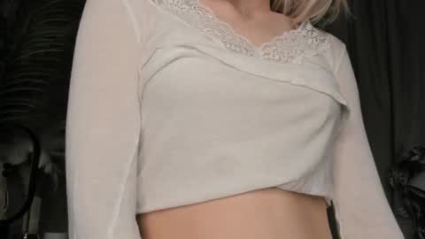 Natalie online show from December 2025 05:46:01 AM