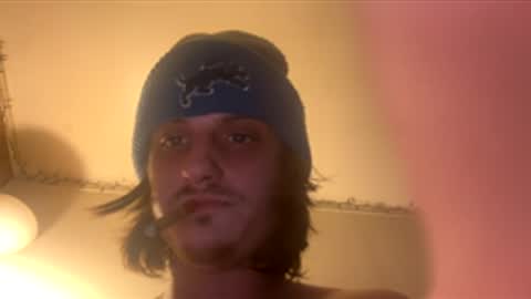 Snapshot of etgc82 chatting on March 2026 10:37:02 PM etgc82 online show from March 2026 10:37:02 PM