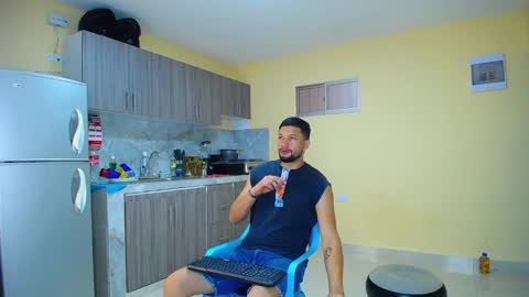 Jose online show from December 2025 12:31:02 PM