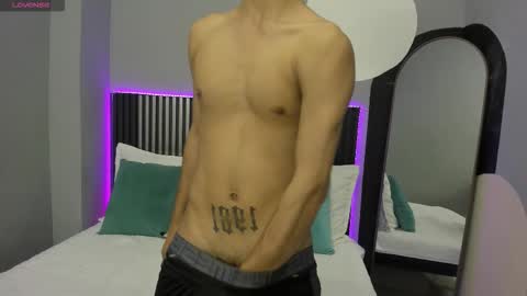 E T H A N  online show from March 2026 08:59:02 PM