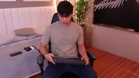 ethan_occonor online show from October 2025 01:03:01 AM