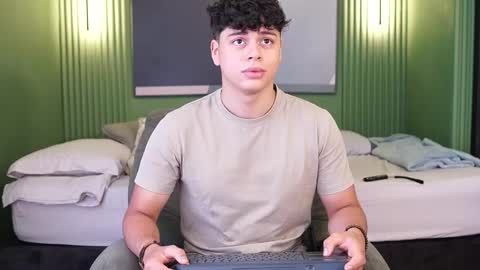 ethan_occonor online show from January 2026 06:32:02 PM