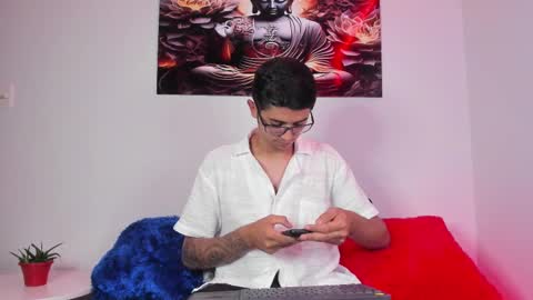 Snapshot of ethan_sai01 chatting on February 2025 11:31:01 PM ETHAN SAI online show from February 2025 11:31:01 PM