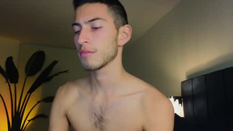 Snapshot of ethan_skiny_ chatting on December 2024 07:22:02 AM Joan online show from December 2024 07:22:02 AM