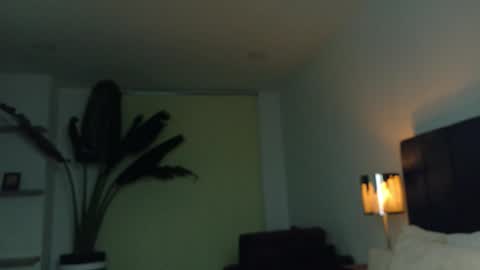 Joan online show from December 2025 07:35:01 AM