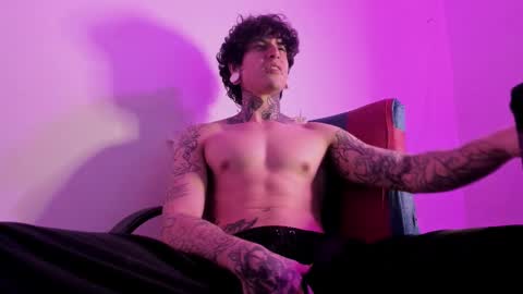 Snapshot of ethan_sykes chatting on September 2025 04:56:02 AM Ethan sykes online show from September 2025 04:56:02 AM