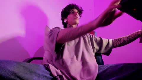 Snapshot of ethan_sykes chatting on September 2025 03:19:02 AM Ethan sykes online show from September 2025 03:19:02 AM