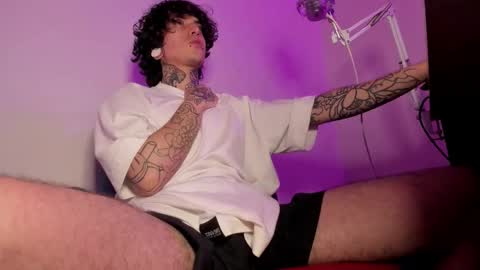 Snapshot of ethan_sykes chatting on November 2025 04:35:01 AM Ethan sykes online show from November 2025 04:35:01 AM