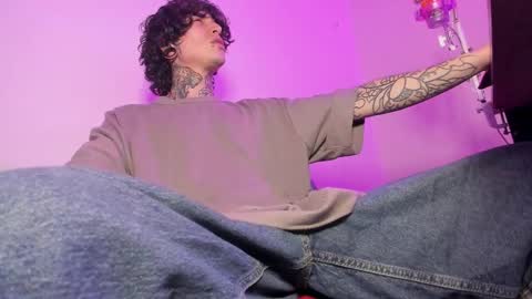 Snapshot of ethan_sykes chatting on November 2025 02:00:02 AM Ethan sykes online show from November 2025 02:00:02 AM