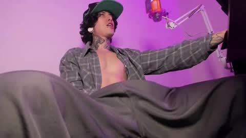 Snapshot of ethan_sykes chatting on November 2025 04:45:02 AM Ethan sykes online show from November 2025 04:45:02 AM