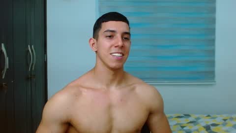 ethan_wright_ online show from November 2025 10:12:01 PM