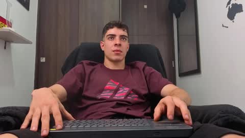 ethangreey1 online show from October 2025 04:06:02 PM