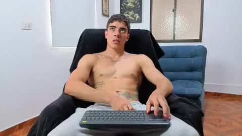 ethangreey1 online show from January 2026 05:48:02 PM