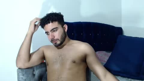 Ethan online show from February 2025 07:57:02 PM