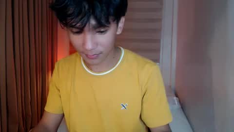 Rey online show from November 2025 11:01:02 AM