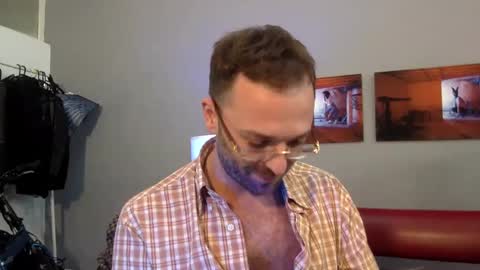 Snapshot of euginehot chatting on March 2025 03:04:01 PM euginehot online show from March 2025 03:04:01 PM