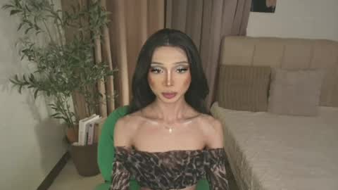 Snapshot of euphoric_goddess chatting on July 2026 08:42:01 AM euphoric_goddess online show from July 2026 08:42:01 AM