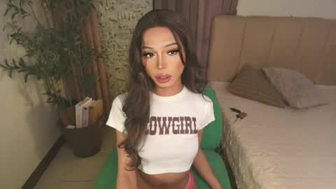 Snapshot of euphoric_goddess chatting on July 2026 05:25:02 AM euphoric_goddess online show from July 2026 05:25:02 AM