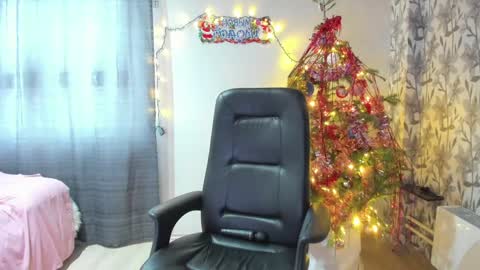 Snapshot of eva_7777 chatting on January 2025 06:47:01 AM Eva online show from January 2025 06:47:01 AM