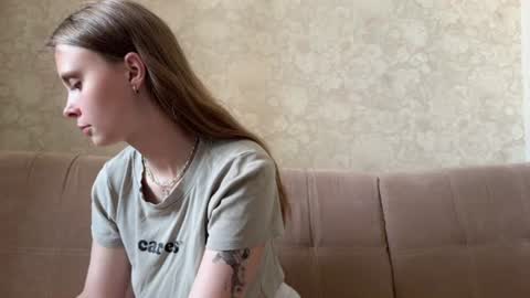 Snapshot of eva_calvin chatting on June 2026 05:12:01 AM Eva Calvin online show from June 2026 05:12:01 AM