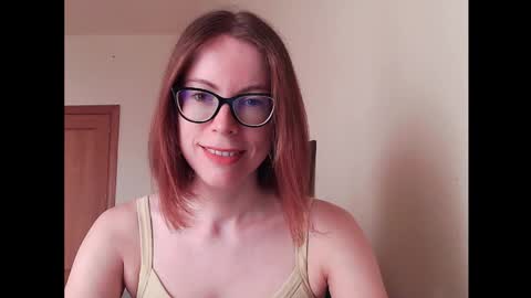 Snapshot of eva_cutesmile chatting on September 2025 12:06:01 PM Eva online show from September 2025 12:06:01 PM