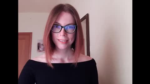 Snapshot of eva_cutesmile chatting on October 2025 02:23:02 PM Eva online show from October 2025 02:23:02 PM