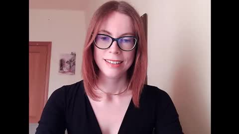 Snapshot of eva_cutesmile chatting on October 2025 01:23:01 PM Eva online show from October 2025 01:23:01 PM