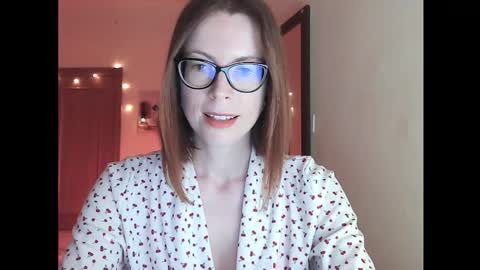 Snapshot of eva_cutesmile chatting on October 2025 07:48:02 PM Eva online show from October 2025 07:48:02 PM