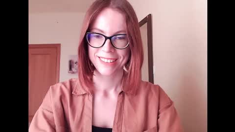 Snapshot of eva_cutesmile chatting on October 2025 02:02:01 PM Eva online show from October 2025 02:02:01 PM