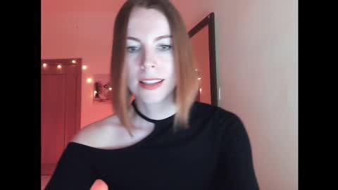 Snapshot of eva_cutesmile chatting on October 2025 09:38:01 PM Eva online show from October 2025 09:38:01 PM