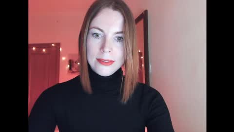 Snapshot of eva_cutesmile chatting on November 2025 08:43:02 PM Eva online show from November 2025 08:43:02 PM