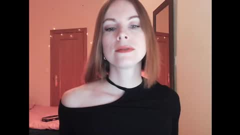 Snapshot of eva_cutesmile chatting on November 2025 09:09:02 PM Eva online show from November 2025 09:09:02 PM