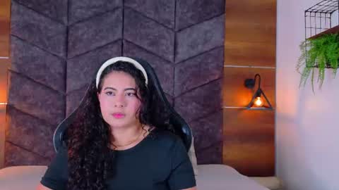 Snapshot of eva_daemon chatting on July 2026 11:25:01 AM EVA DAEMON online show from July 2026 11:25:01 AM