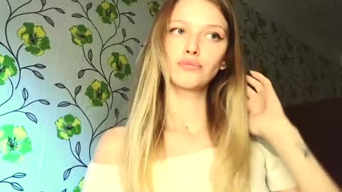 Evvie online show from May 2026 02:23:01 PM