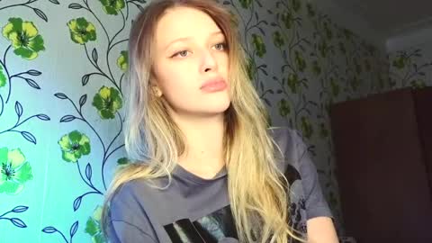 Evvie online show from May 2026 03:26:01 AM