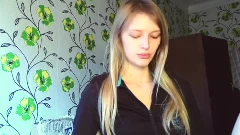 Evvie online show from June 2026 06:42:02 AM
