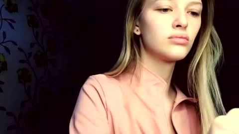 Evvie online show from June 2026 05:19:02 AM