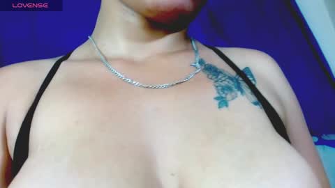 Snapshot of eva_hoot1 chatting on April 2026 08:26:01 PM EVA online show from April 2026 08:26:01 PM