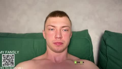 Eva and Iron online show from May 2026 11:11:01 PM