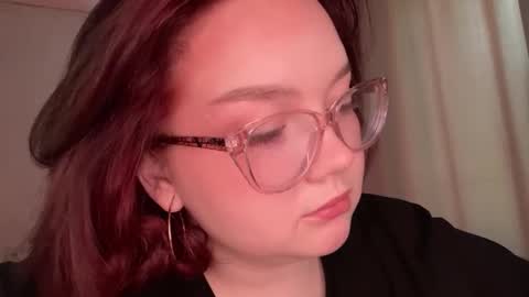 eva_kittenn online show from February 2026 06:31:01 AM