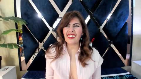    online show from October 2025 03:45:02 AM