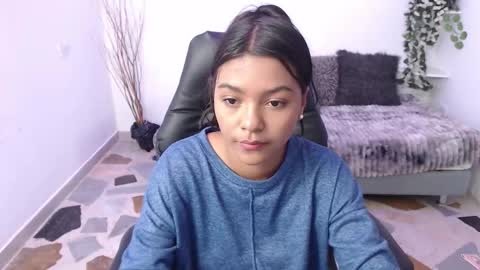 Eva  online show from January 2026 07:50:02 PM