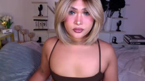 Queen Eva Mazikeen online show from October 2025 07:03:02 PM