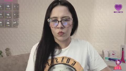 Eva  online show from April 2026 02:51:01 PM