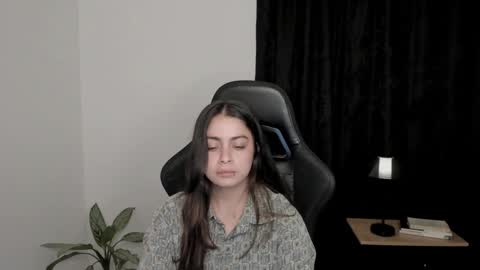 eva_monn online show from January 2025 01:32:01 AM